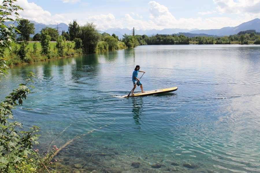 Stand Up Paddeln auf dem See