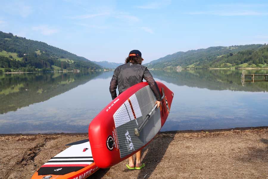 vor dem Stand Up Paddling mit dem JP SportstAir